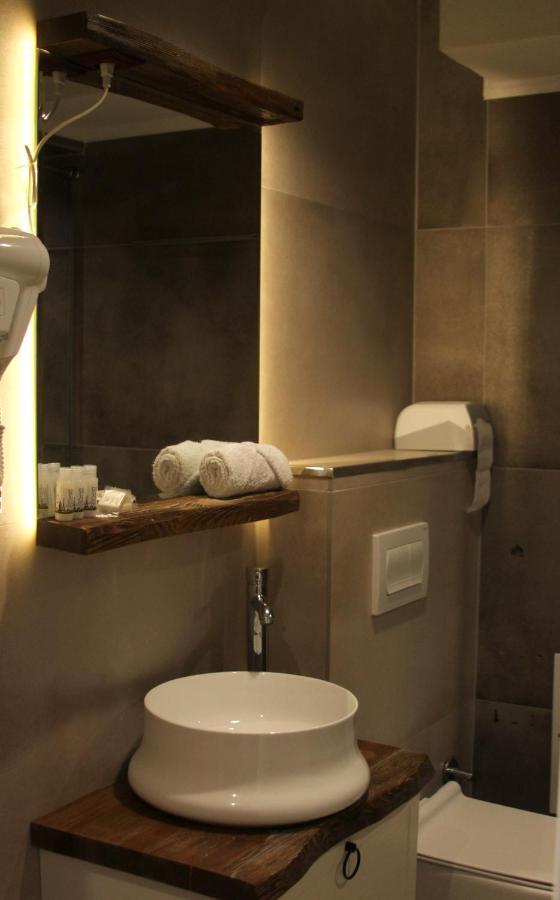 Hotel Driada Gjakova 외부 사진