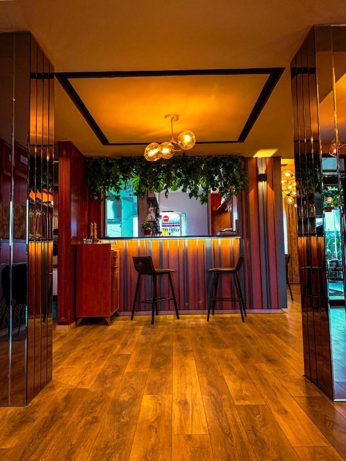 Hotel Driada Gjakova 외부 사진
