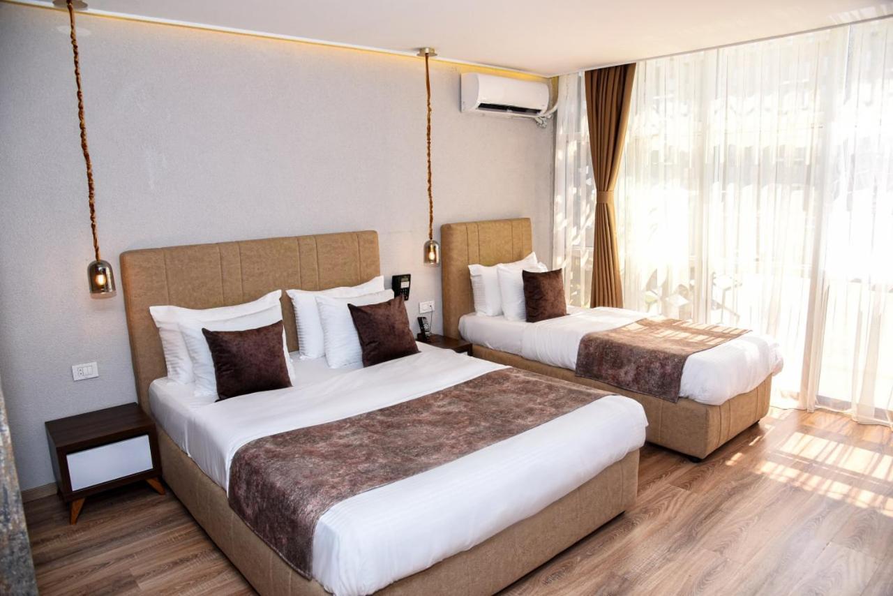 Hotel Driada Gjakova 외부 사진