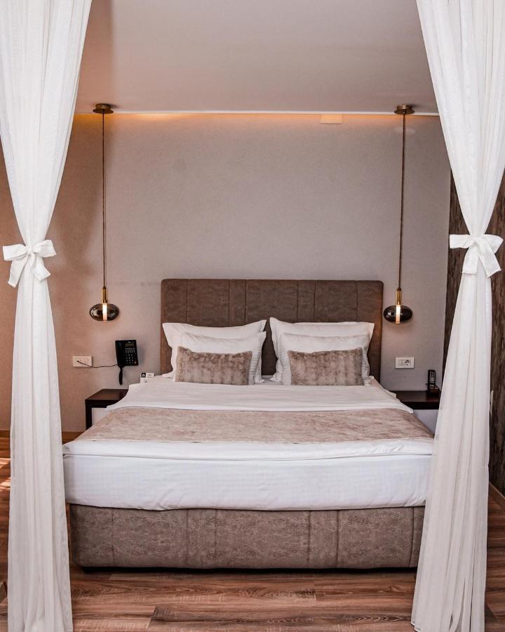 Hotel Driada Gjakova 외부 사진