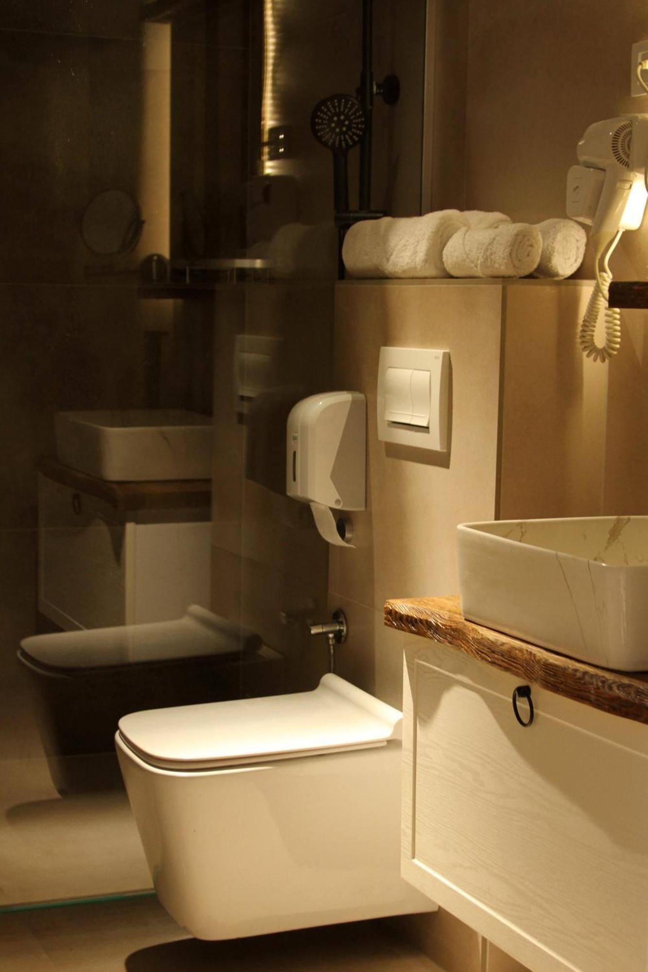 Hotel Driada Gjakova 외부 사진