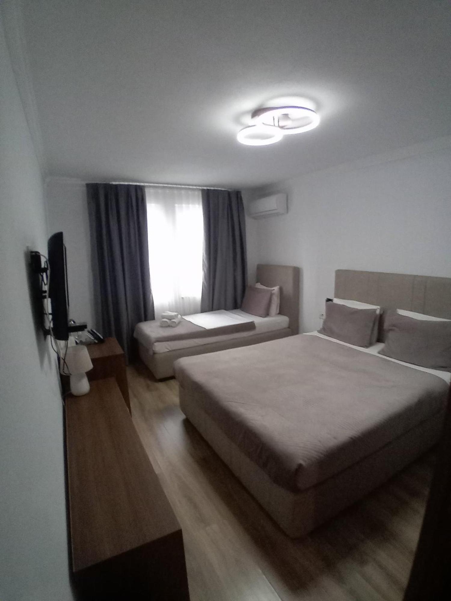 Hotel Driada Gjakova 외부 사진