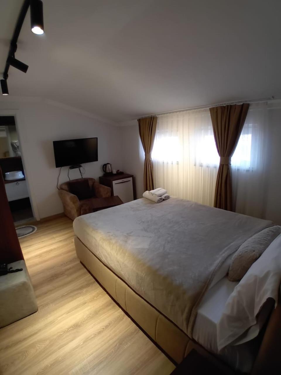 Hotel Driada Gjakova 외부 사진